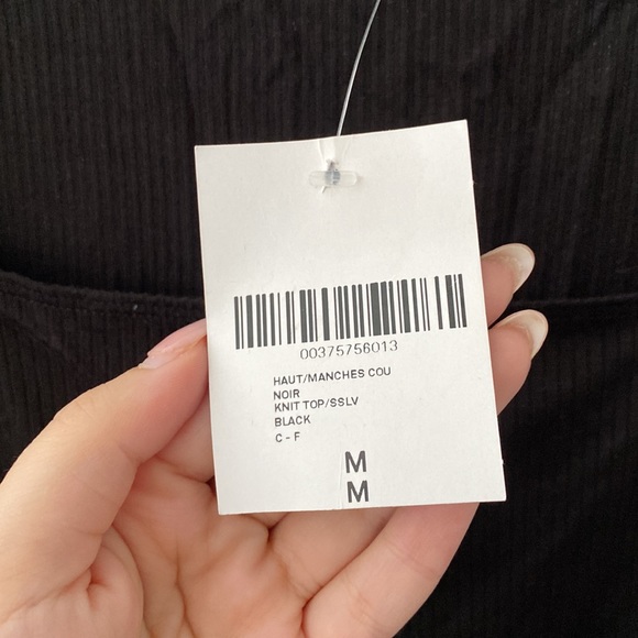 3 for $20 - Forever 21 Knit Short sleeve Top with Square Neck - Picture 4 of 5